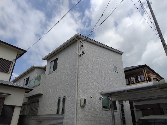 加古川市　雹被害に遭った家