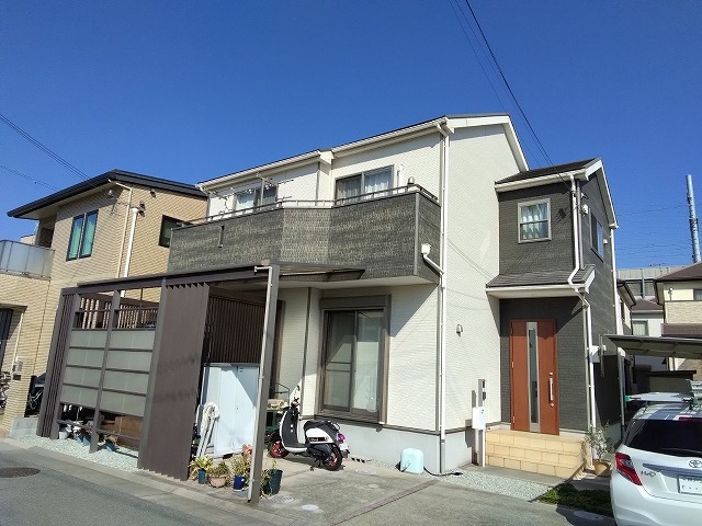 加古川市　雹被害に遭われた家