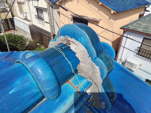 加古川市　青緑瓦　鬼首漆喰(しっくい)腐食