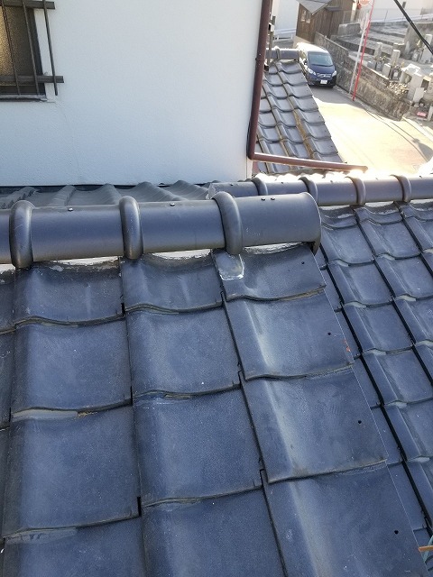 明石市　7寸丸の棟を設置し、ラインを整えて仕上げ