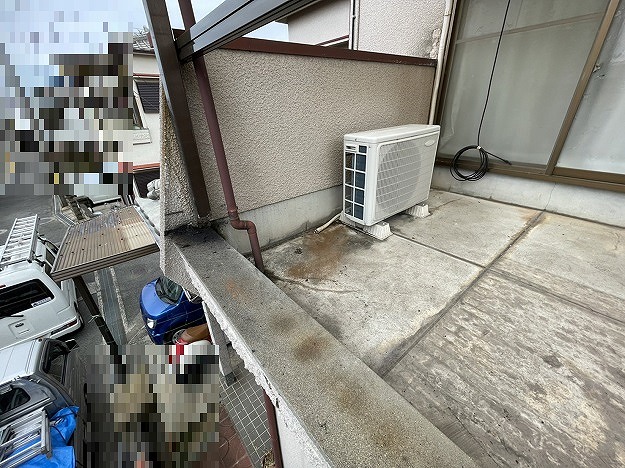 室外機まわりの床面