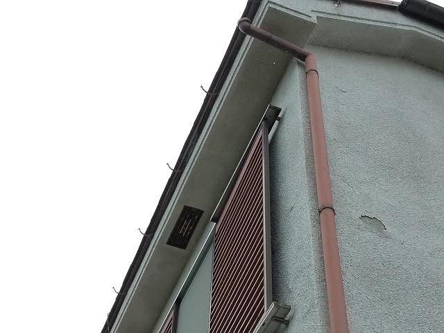 加古川市　外壁　雨樋の様子