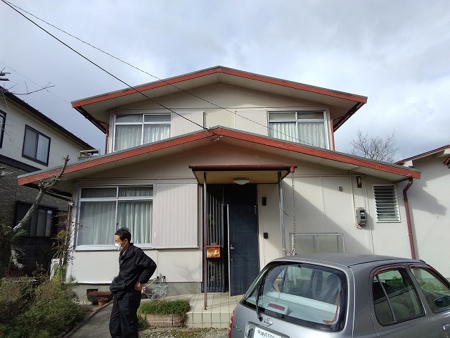 住宅外観の全景