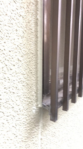 加古川市　完成したシーリング部分の確認