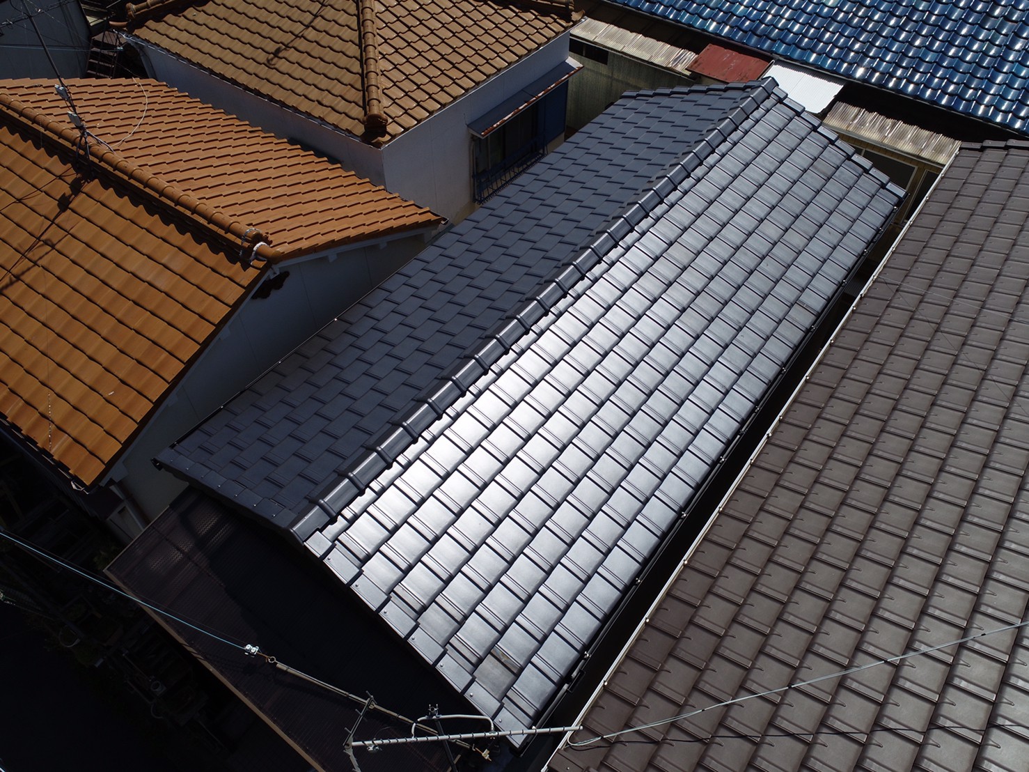 姫路市　平板瓦の荷揚げと本体施工