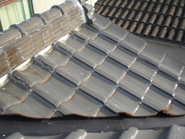 明石市　縦ラバーロック工法工事完了