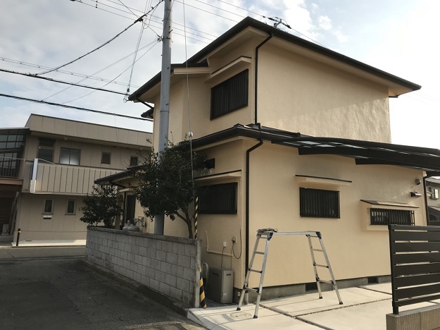 姫路市　セキスイ瓦をディプロマットⅡでカバー工法！雨樋交換も行いました