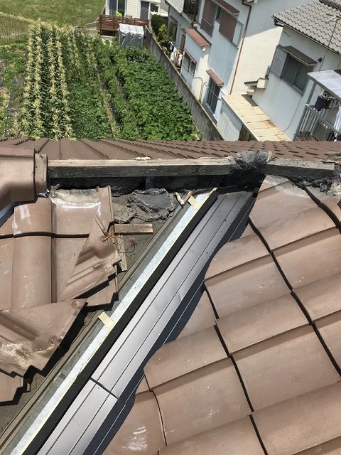 姫路市　谷板金交換工事　周辺取り合い部