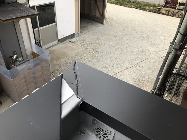 姫路市　ベランダ　笠木　施工途中