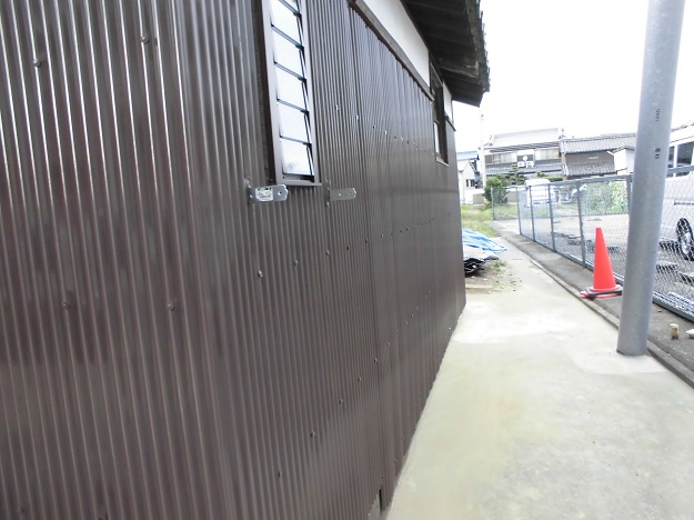 姫路市　トタン　壁　施工完了