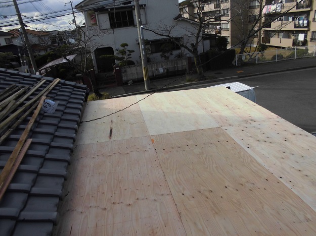 姫路市　波板トタン　コンパネ