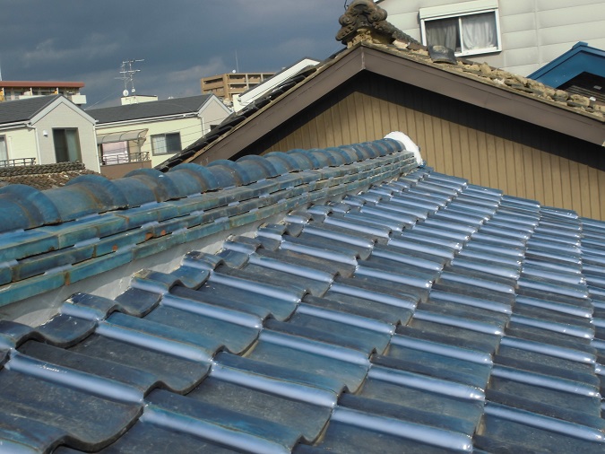 姫路市｜棟積み直し工事で雨漏り解消！ラバーロック施工もご紹介