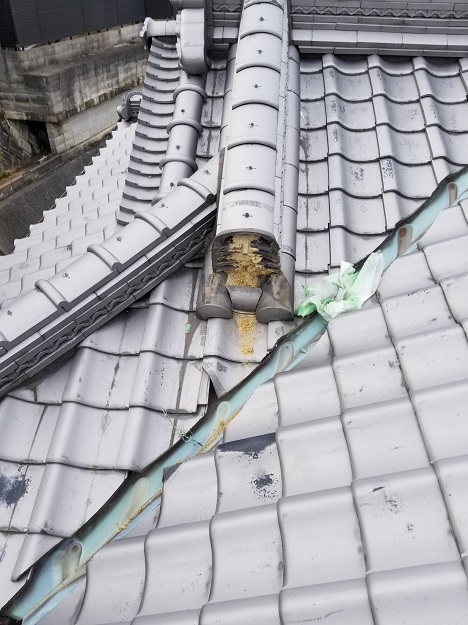 姫路市　鬼瓦　飛散　台風