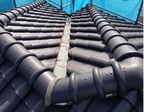加古川市　銅板製谷板金の腐食による雨漏りを改善！ステンレス製へ交換した谷板金工事を解説