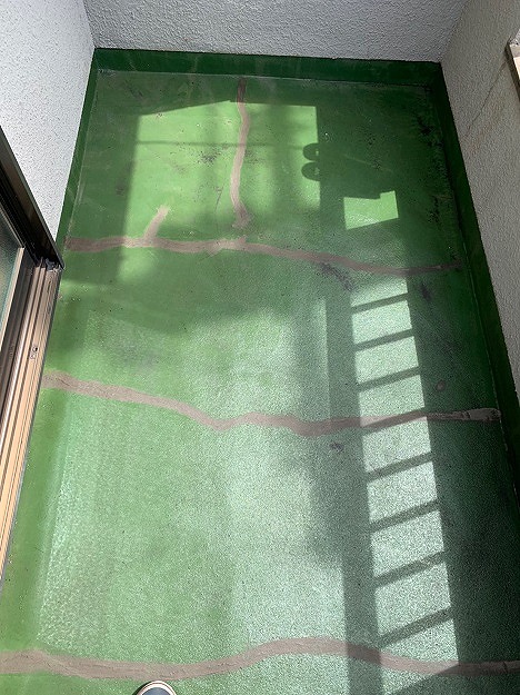 姫路市　ベランダ防水　床面劣化