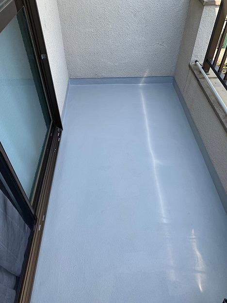 姫路市｜水性塗膜防水でベランダ改修！ドレン周辺の雨漏り・ひび割れを補修