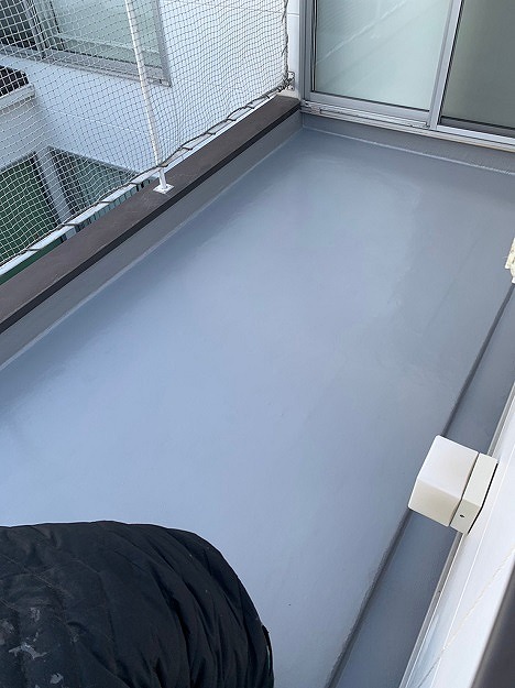 姫路市　ベランダFRP防水工事！ひび割れを補修して防水性能を回復！
