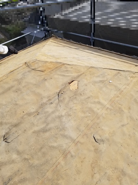 高砂市　大屋根葺き替え工事　既存下地