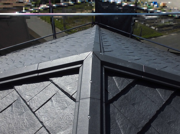 高砂市　大屋根葺き替え工事　ルーガ鉄平　棟　完成