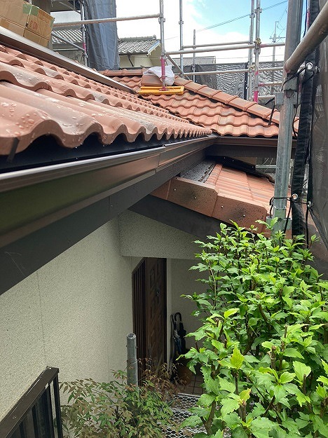 姫路市　屋根形状に合わせた取り合い部も違和感なく仕上げ