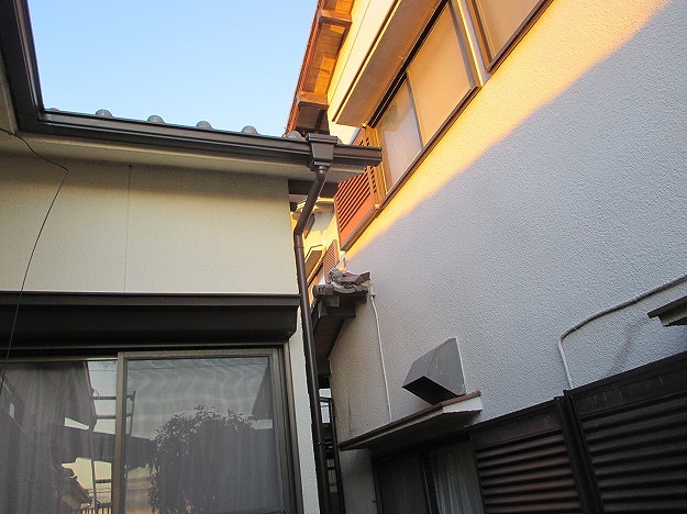 姫路市　玄関まわりの雨樋をパナソニック　シビルスケアPC50に交換
