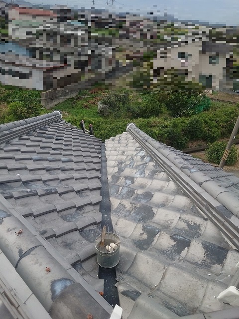 加古川市｜雨漏りの原因は屋根の谷部分でした！銅板製谷板金を交換して安心できる屋根へ改善