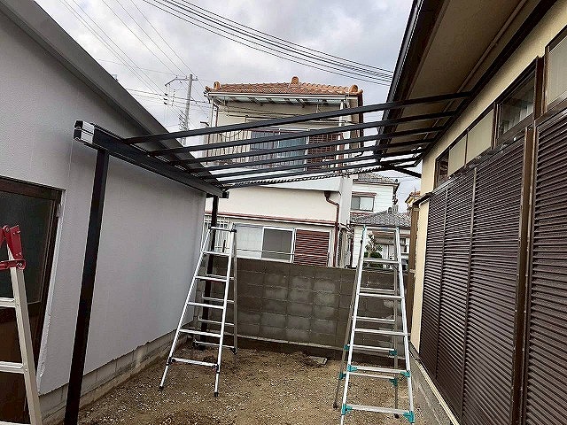 加古川市　テラス撤去後から組立て