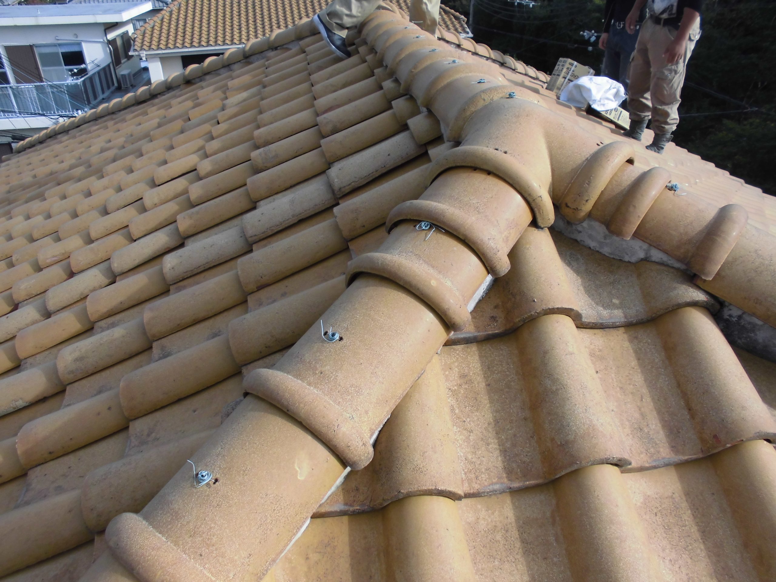 棟の取り合い部と雨が集まるポイントの目視