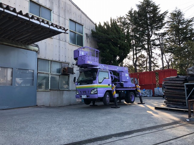 姫路市　工場　高所作業車