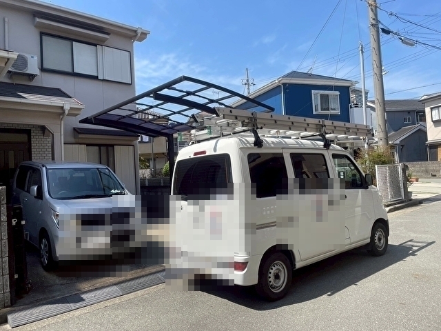 播磨町でカーポートのが雹被害に遭った戸建て