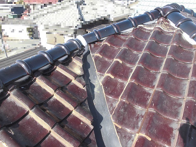 高砂市　完成後の谷板金の仕上がり確認