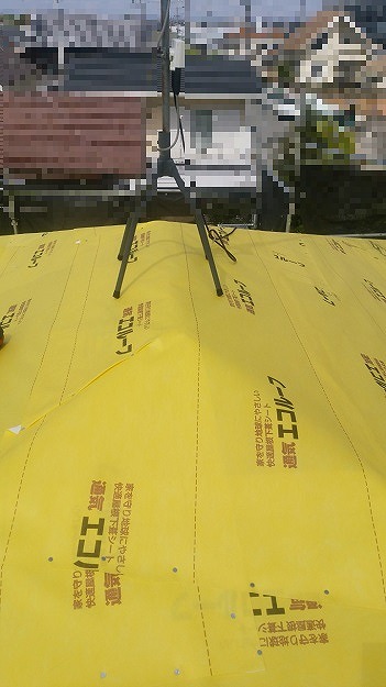 エコルーフ（防水紙）の施工