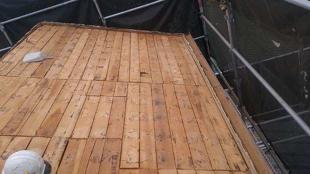 既存野地板の清掃