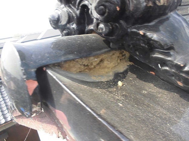 葺き土の状態確認と調整