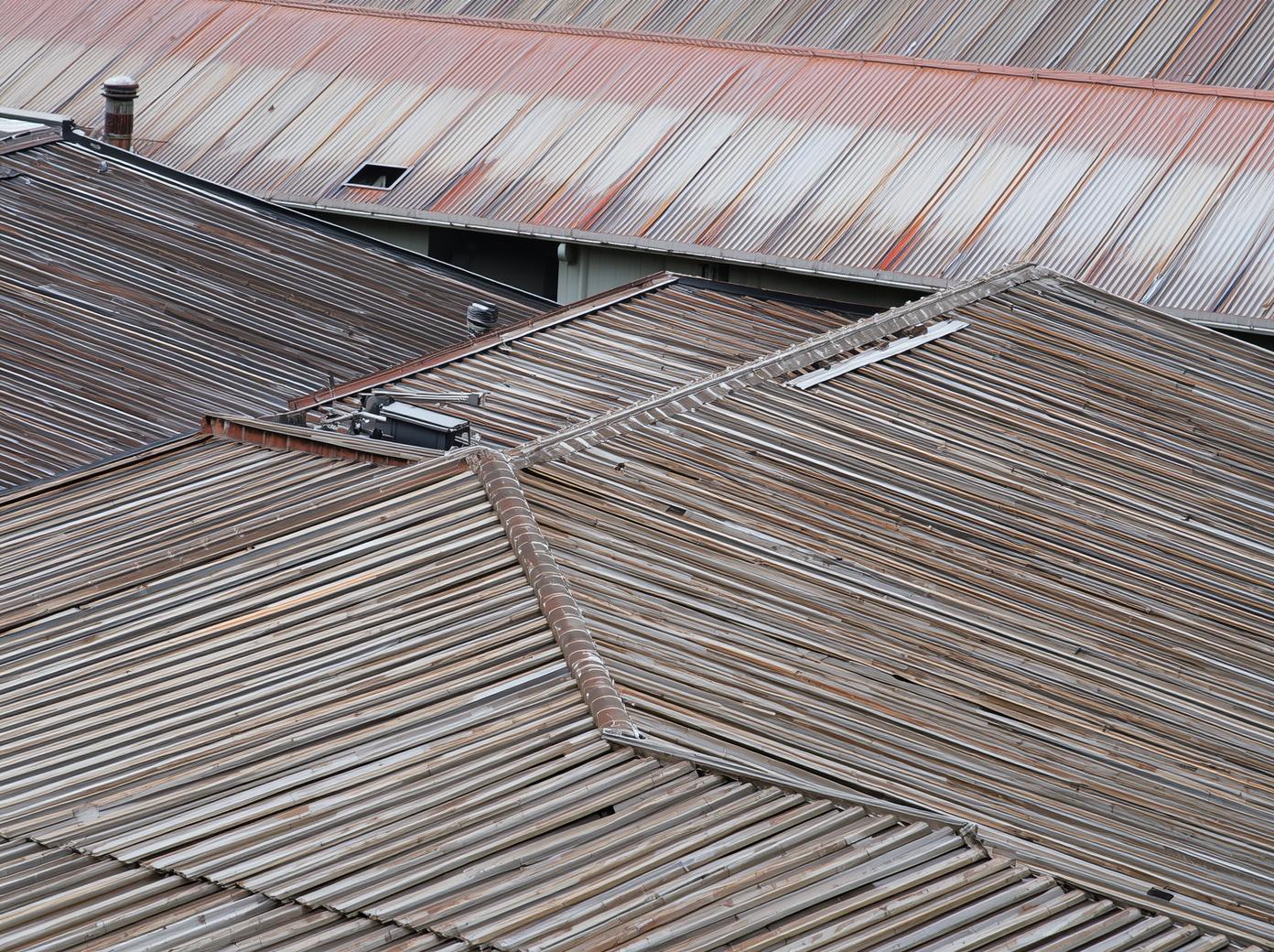 加古川市　工場屋根　金属