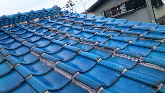 加古川市で屋根葺き替え　軽量ハイブリッド瓦いぶし銀で和風の美しさと耐震性を両立