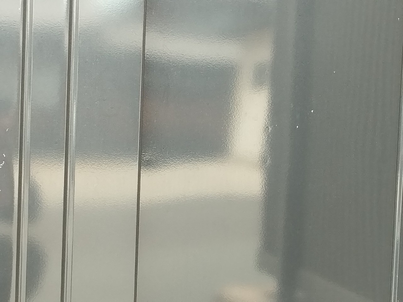 高砂市　屋外物置ヘコミ