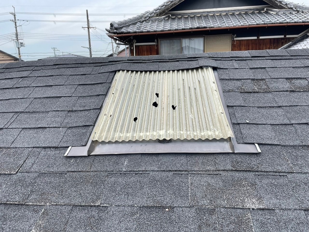 高砂市　明り取り穴あき