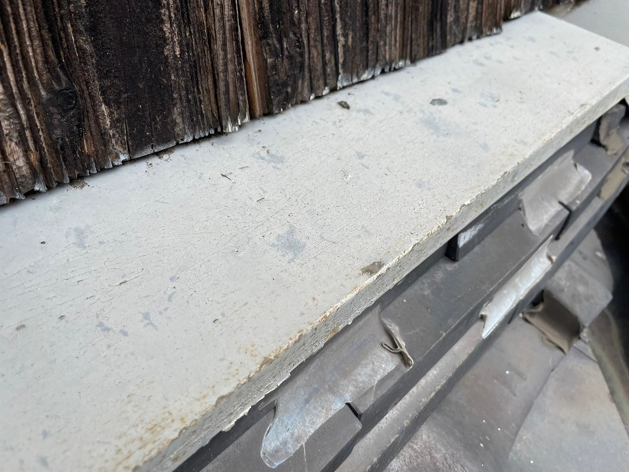 高砂市で雹被害を調査！雨押え板金とリブトタンのヘコミを屋根診断士が無料確認