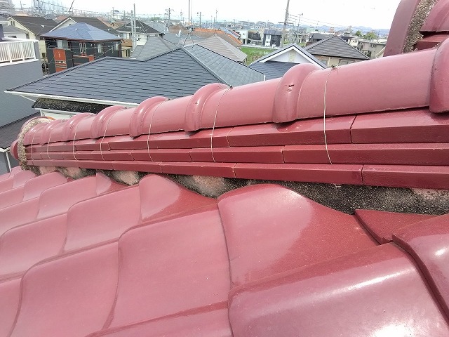 加古川市　和瓦(釉薬瓦)隅棟熨斗(のし)瓦３段