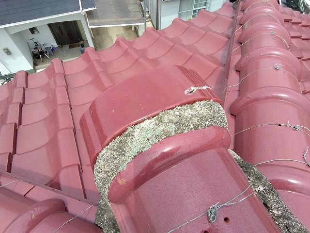 加古川市　和瓦(釉薬瓦)三又部分の接合部