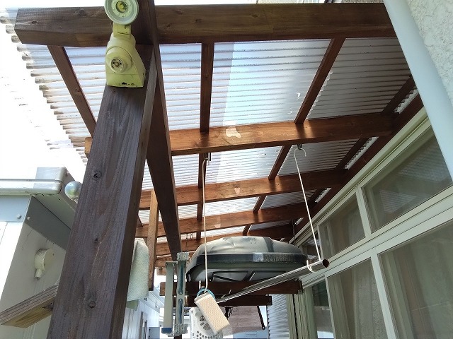 加古川市で雹被害による波板ポリカ破損と雨樋の不具合を無料現場調査で徹底確認