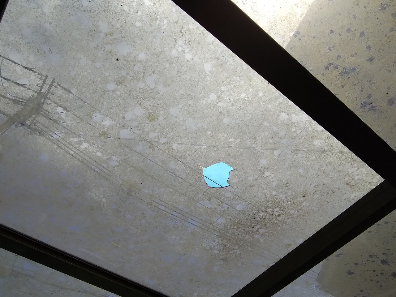 姫路市　カーポートのポリカーボネート雹災害