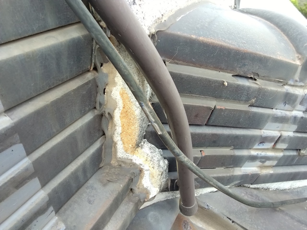 姫路市　漆喰(しっくい)接合部剝がれ