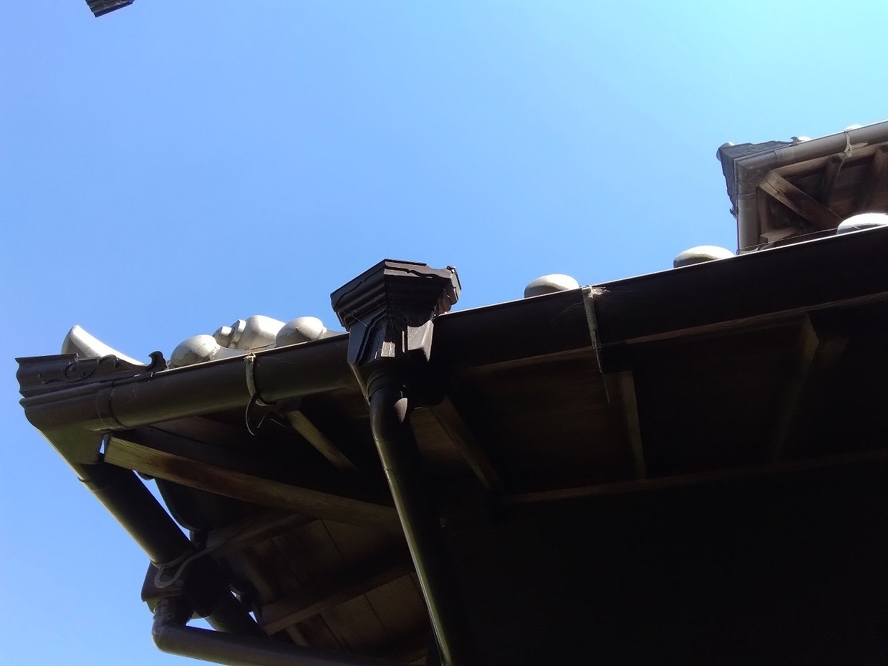 高砂市　雨樋　集水器　破損