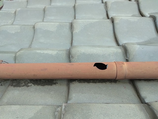 姫路市　下屋這い樋破損