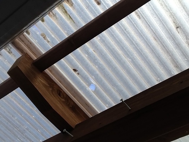 加古川市　波板ポリカーボネート破損