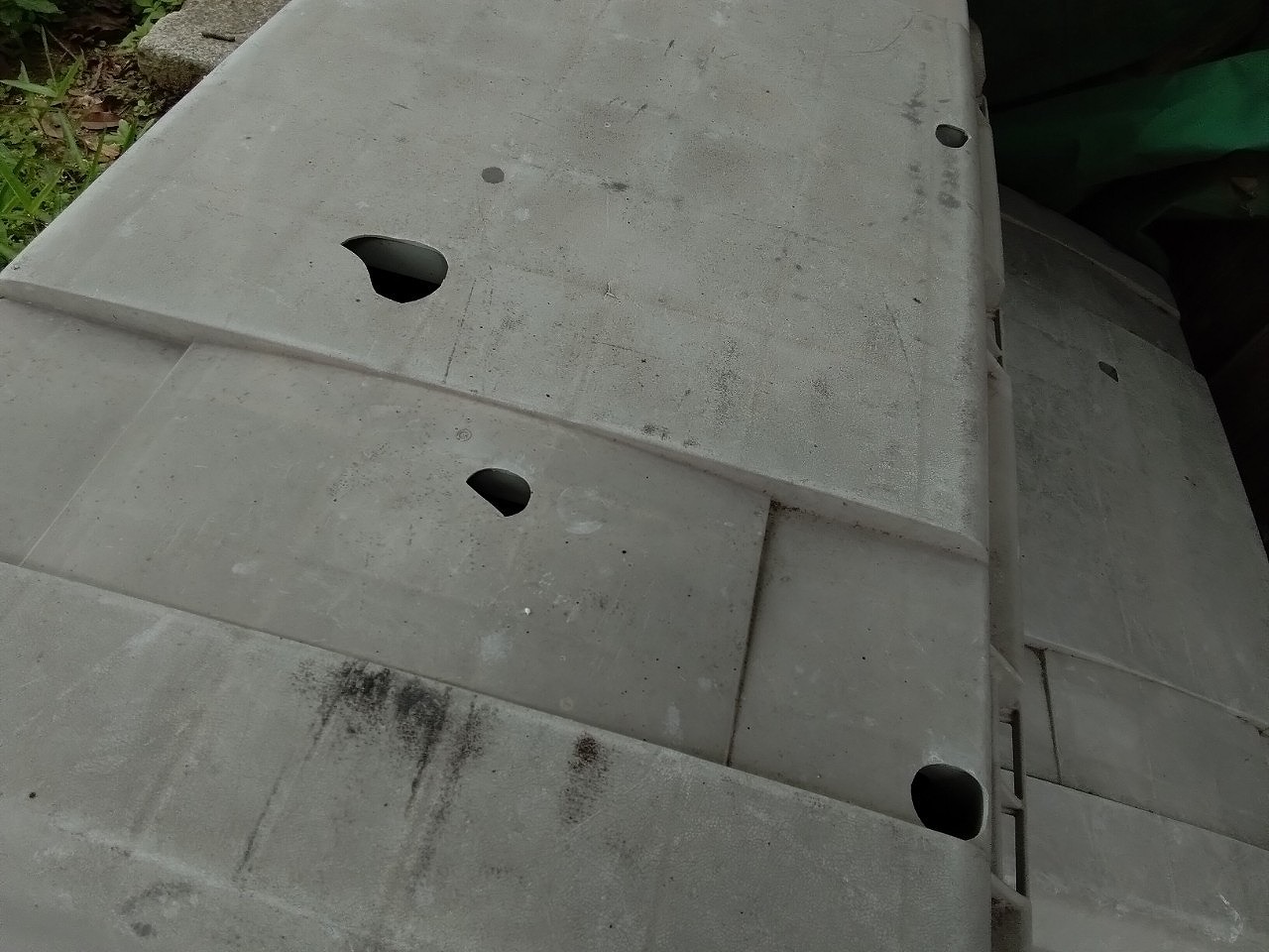 高砂市　道具箱　穴あき