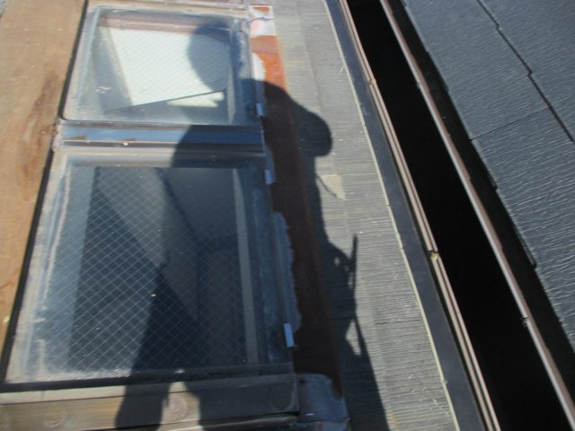 姫路市で天窓の屋根カバー工事