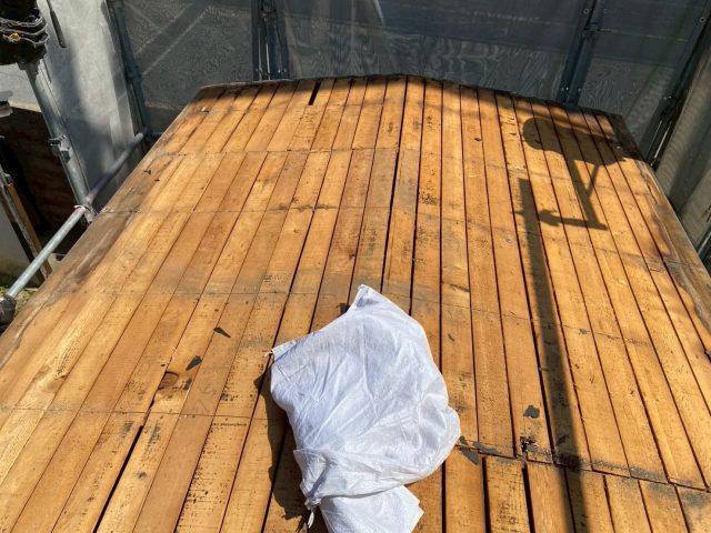 姫路市で葺き替えに伴うトタンの撤去